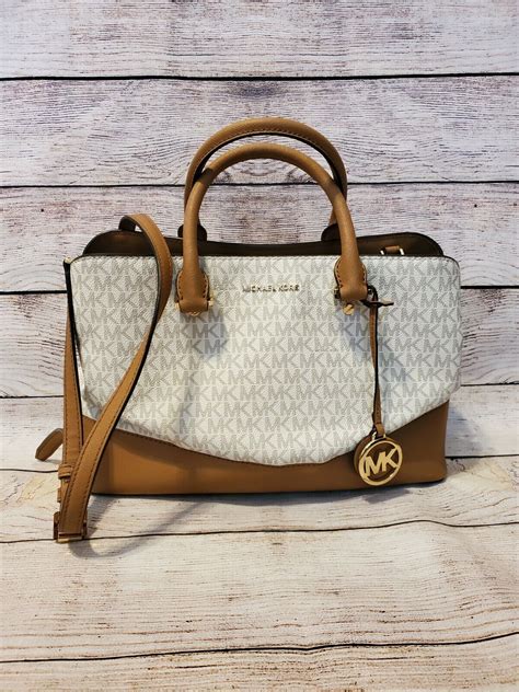 michael kors savannah bijenkorf|Savannah Large Signature Logo Satchel .